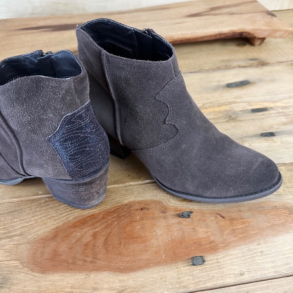 Marc Fisher Stefano Western Cowboy Ankle Boots 8 Brown - Picture 6 of 8